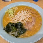 屋台とんとんラーメン - ラーメン　並　800円　味噌に変更　100円