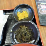 銀蔵 - 小鉢と香の物