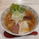 みなとや - 牛骨醤油ラーメン