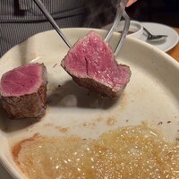 カルネジーオ イースト - 