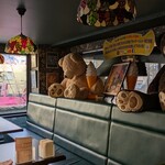 ラッキーピエロ - 内観