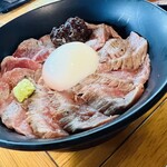 あか牛丼いわさき - 