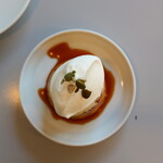 エヌ コーヒーアンドベイク - かぼちゃのプリン（450円）