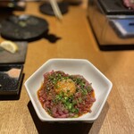 焼肉うしのね - うしのね炙りユッケ❤︎