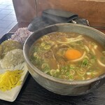 立喰いうどん 河内うどん - カレーうどんとおにぎりと生卵