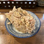 立ち飲み居酒屋ラクミ - ある日のポテサラ