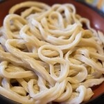 手打うどん 松屋 - ゴワゴワのうどんは割と好きです。