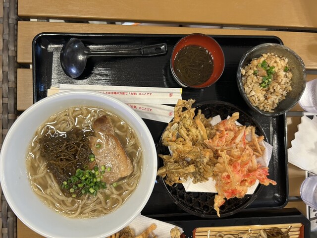 もずく麺屋 んつばた - 宮古島市/そば | 食べログ