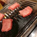 焼肉ホルモン多喜万 - 