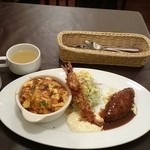 洋食レストラン ロッキー - 半熟オムライスセット1080円
