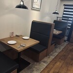 ブラッスリー・ヴィ - 2名様で落ち着いてゆったりとお食事できるボックス席