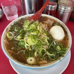 ラーメン藤 - 料理写真:ラーメン特製しょう油＋玉子