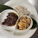 焼肉KAJIYA - ホルモン3種盛り合わせ