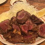 がんばれニッポン馬肉道場 馬喰ろう - 馬肉のレア唐揚げ