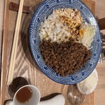 担担麺の掟を破る者 - 