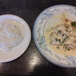 ピッコロ - 若鶏のバジリコクリームソース