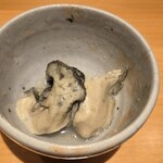 すしやのたい悟 - 牡蛎の出汁煮（三陸）