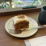 COMFORT Stand - キャロットケーキ