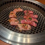 焼肉ホルモンうしごろ - 