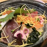 寄処 木乃屋 - 10種類ほどの魚介がのっていました