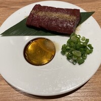 肉の山翔 - 新鮮厚切りレバー
