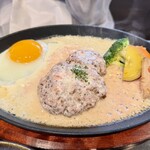 ハンバーグ きりん ROUTE68 - 明太子クリームチーズ　￥１３５０