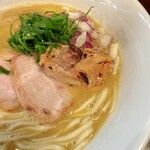 麺乃はる - 鶏白湯ラーメン
