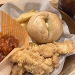 bb.qオリーブチキンカフェ 川崎西口店 - 