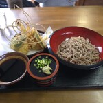 どんどん庵 - 料理写真:天ざるそば