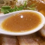 らーめん専門 和海 - みそチャーシュー　スープ