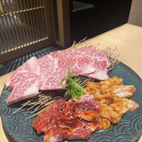純和牛焼肉 無限亭。 - 
