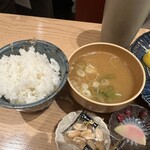 トンカツツキウマ - 