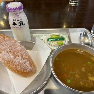 Cafe シネマ倶楽部_1