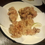 居肴家 一楽 - 鶏のから揚げ431円(2014.11.29)