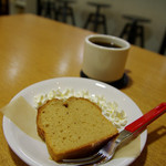 トーンカフェ - コーヒーケーキ