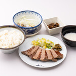 仙臺たんや利久Brasserie - 料理写真:極厚 特選牛タン定食