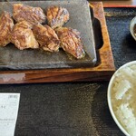 大衆肉食堂 肉のエサカ 神戸岩岡店 - 紙エプロンあります♪