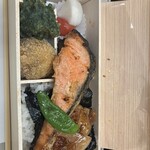 海苔弁八重八 - 