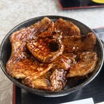 豚丼のかしわ - 