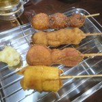 とことこ - 串揚げ（うずら、もも、がり、チーズ）
