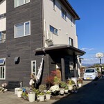 白須うどん - 店頭の様子