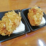 丼屋 さかぐち - サービスなのに大粒カキフライ