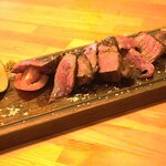 かもん亭 - 高知赤牛 藁焼き　1,800円