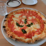 ソラーレ - PIZZAセット（ピザ＋サラダ＋ドリンクで1,300円）マルゲリータ