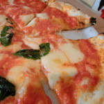 ソラーレ - PIZZAセット（ピザ＋サラダ＋ドリンクで1,300円）マルゲリータ