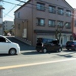 濃とんこつラーメン ichibou - 第二駐車場は、この路地の一番奥にあります。(2014.11)