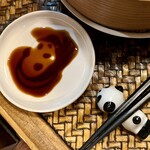 中華バル 楼蘭 - パンダの小皿と箸置きかわいい！