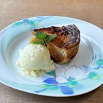 喫茶 こせん - 料理写真:アップルパイ（600円）