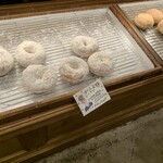 OLGA LE BON BON DONUTS - 