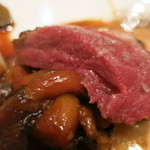 レストラン ラッセ - 26年11月　新潟産　真鴨の炭火ロースト　断面アップ